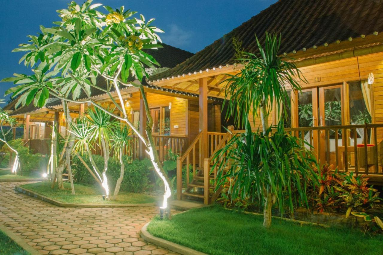 Garden Cottage Lembongan & Hostel ภายนอก รูปภาพ