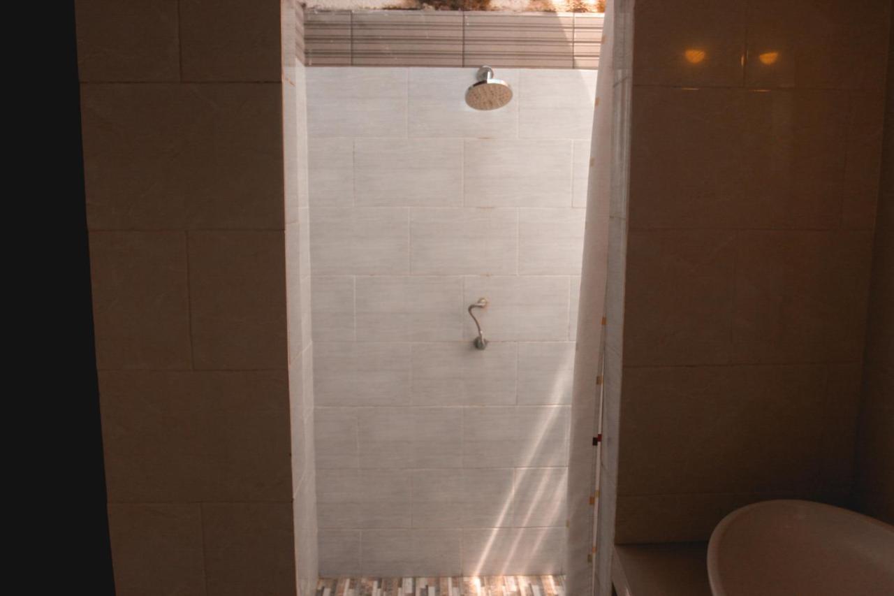 Garden Cottage Lembongan & Hostel ภายนอก รูปภาพ