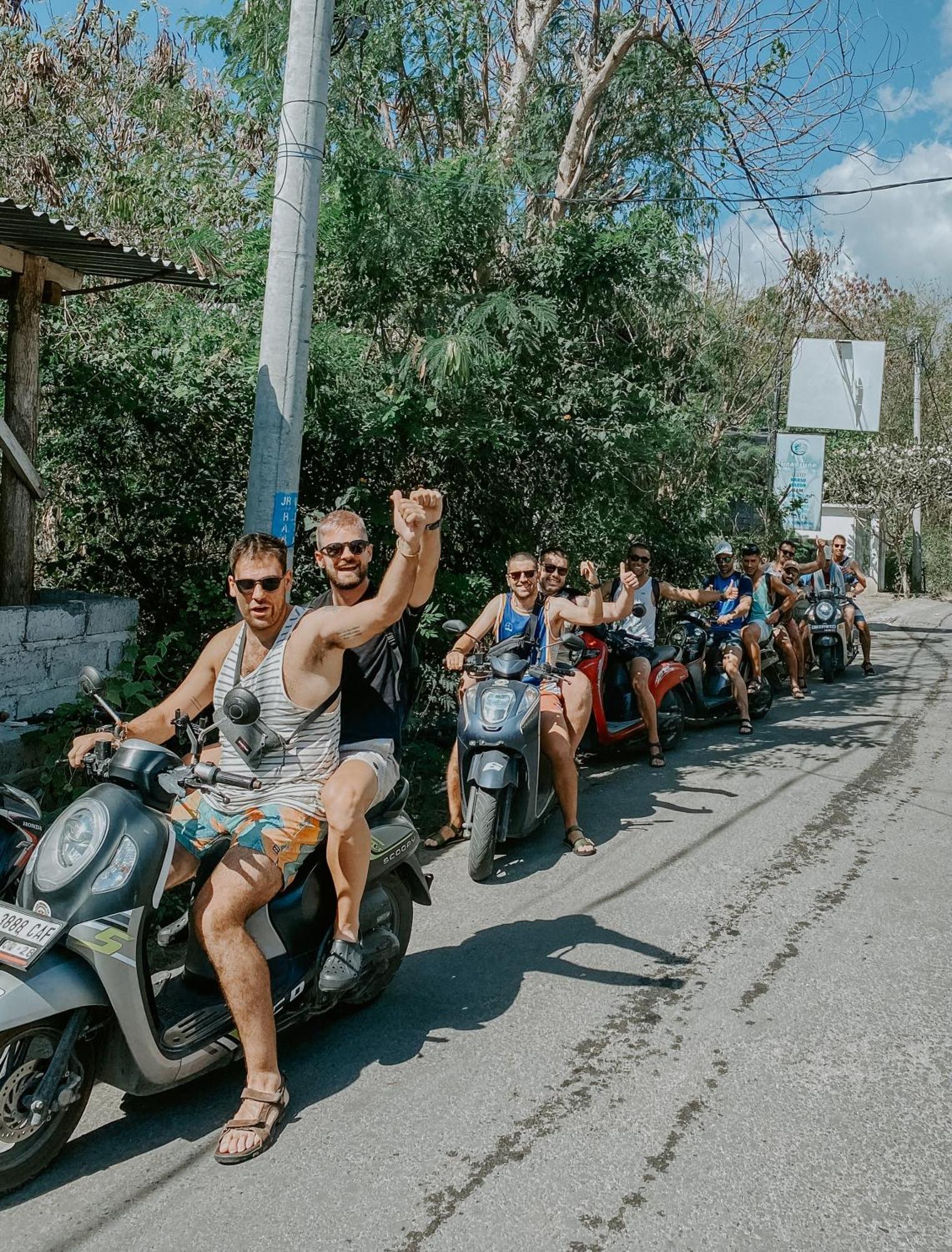 Garden Cottage Lembongan & Hostel ภายนอก รูปภาพ