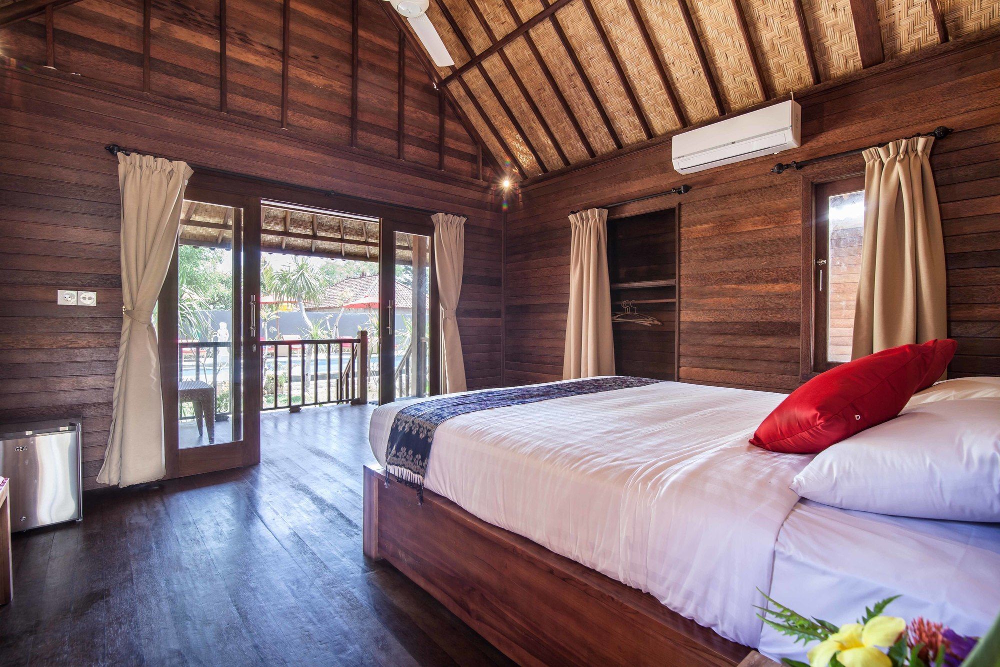 Garden Cottage Lembongan & Hostel ภายนอก รูปภาพ