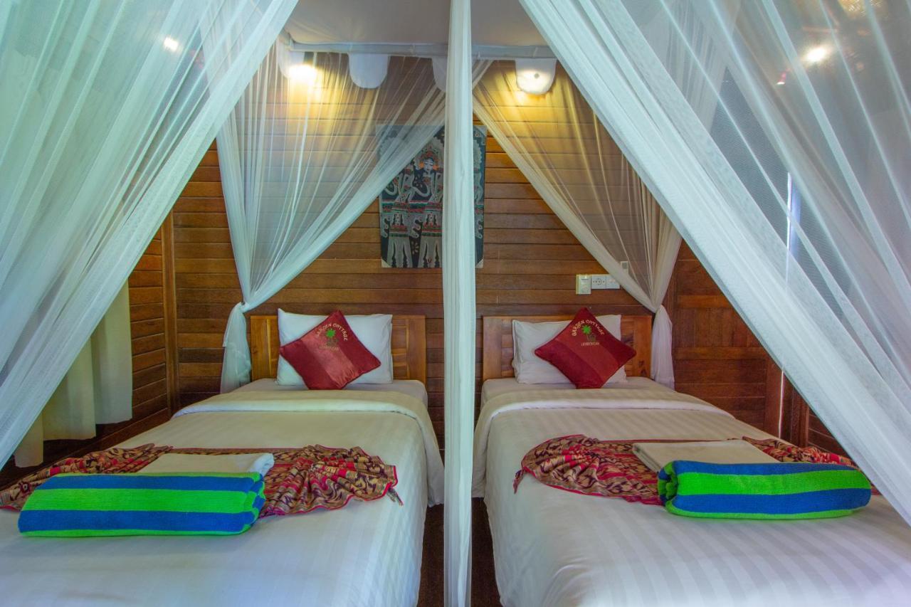 Garden Cottage Lembongan & Hostel ภายนอก รูปภาพ